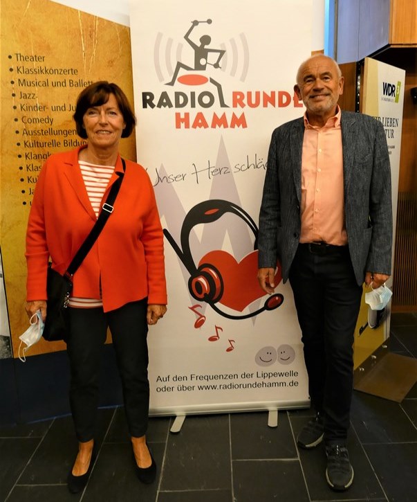 Foto: Monika Schnieders Pförtzsch (Kulturausschuss der Stadt Hamm) und Björn Pförtzsch (Bezirksbürgermeister Uentrop)