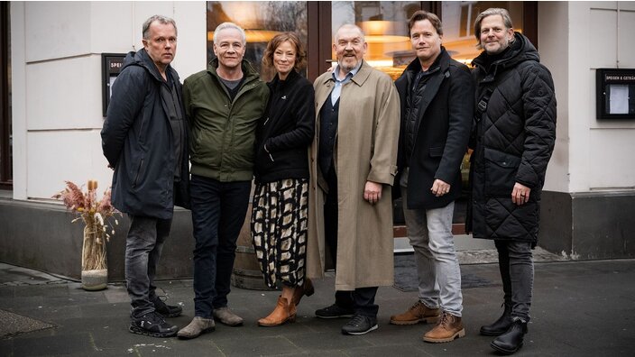 Foto: Torsten C. Fischer (Regie), Klaus J. Behrendt ("Max Ballauf"), Jenny Schily ("Nicola Koch"), Dietmar Bär ("Freddy Schenk"), Götz Bolten (Redakteur WDR), Jan Kruse (Produzent Bavaria Fiction) (Foto: © WDR/Martin Valentin Menke)