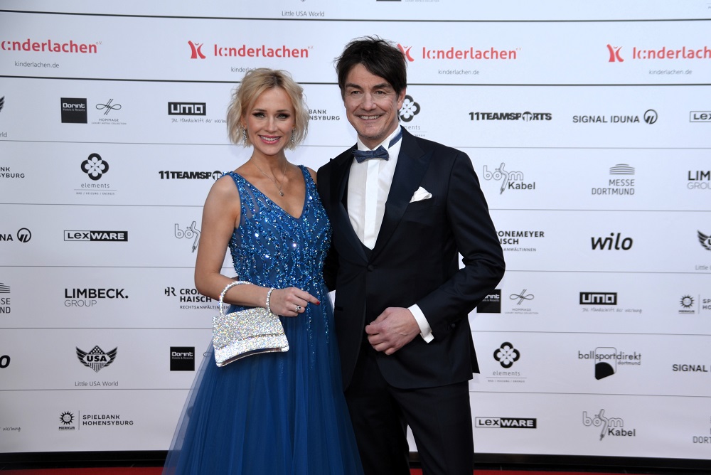 Foto: Lisa Loch und Matze Knop führten durch die Gala