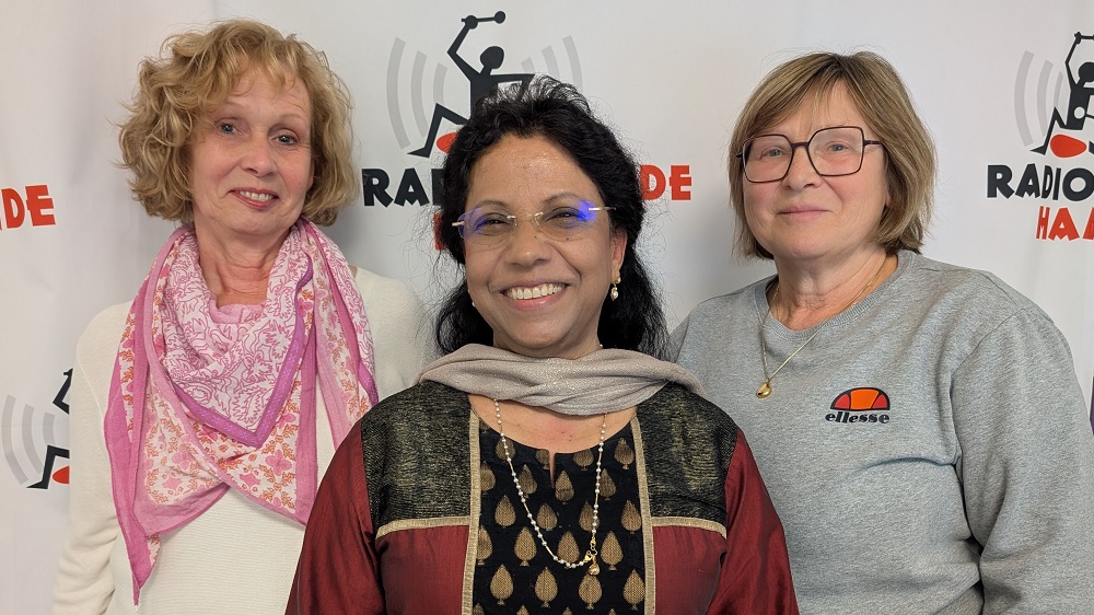 Foto: (v.l.) Ute Beckmann, Thressiamma Arackal und Inge Ridel Holms