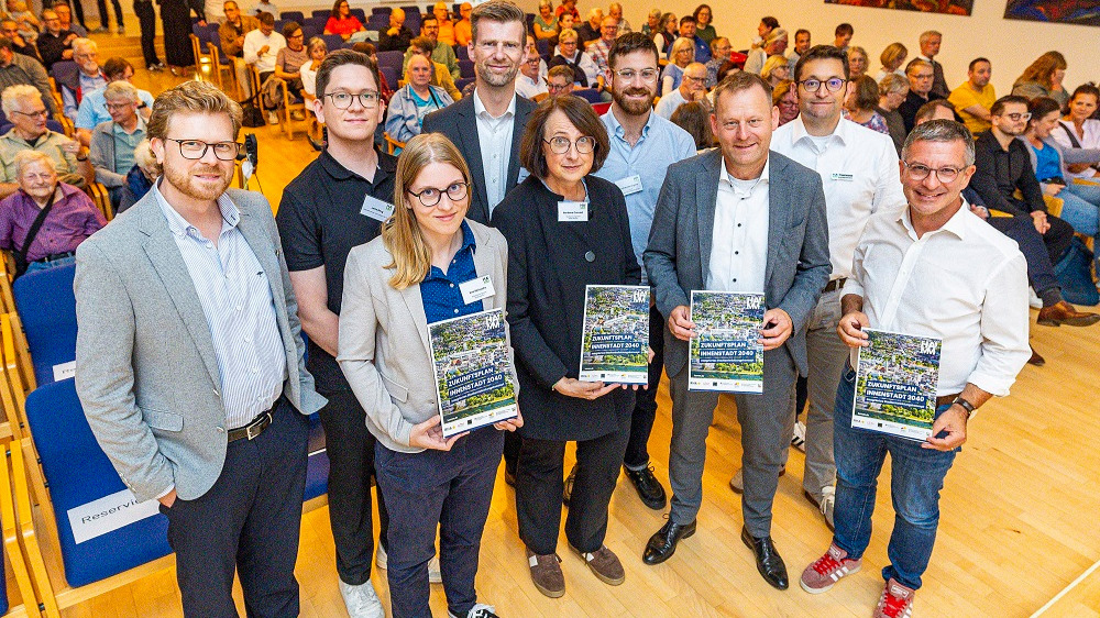 Foto: Über 130 Bürgerinnen und Bürger diskutierten mit Vertretungen der Stadt und des Planungsbüros im Forum des Gustav-Lübcke-Museums. (Foto: Stadt Hamm / Thorsten Hübner)