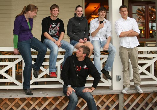 Foto: 09.05.2009 - Dieses Team vertrat die Radio Runde Hamm beim Ev. Kirchentag in Bremen. Das Foto entstand bei der letzten Vorbesprechung im Café del Sol.