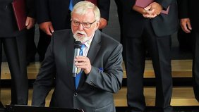 Foto: Klaus Völtz in seiner Funktion als Vorsitzender des MGV Westtünnen (Foto: Facebook)