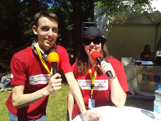 Foto: 04.06.2015 Simon Brinkmann und Madeleine Luhmann "On Air" auf dem Deutschen Evangelischen Kirchentag in Stuttgart.