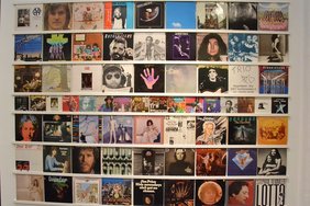 Kleine Übersicht, bei welchen Produktionen Klaus Voormann mitwirkte. Foto: Kleine Übersicht, bei welchen Produktionen Klaus Voormann mitwirkte.