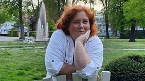 Foto: Elli Keltenblytz fährt den „Wünschewagen“