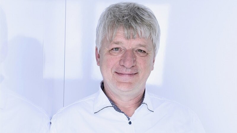 Ralf Teige bittet zum Tanz. Foto: Ralf Teige bittet zum Tanz.